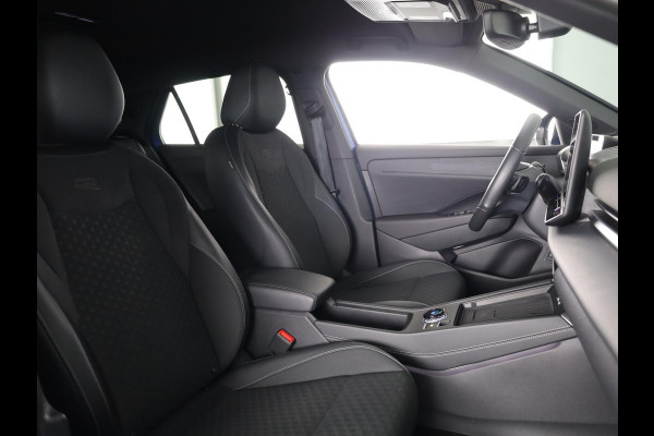 Volkswagen T-Roc 1.5 eTSI R-Line 150 PK DSG | Navigatie | Parkeercamera | Matrix LED Koplampen | Keyless entry | elektrisch achterklep |