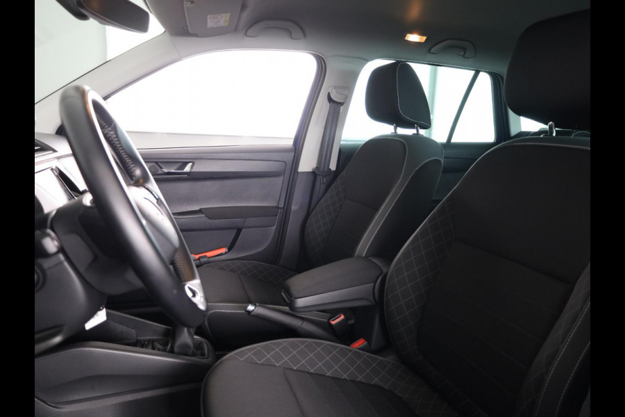Škoda Fabia Combi 1.0 TSI Ambition 95 pk | Navigatie | Parkeersensoren (achter) | Cruise control | Autom. airco | Apple carplay / Android auto |