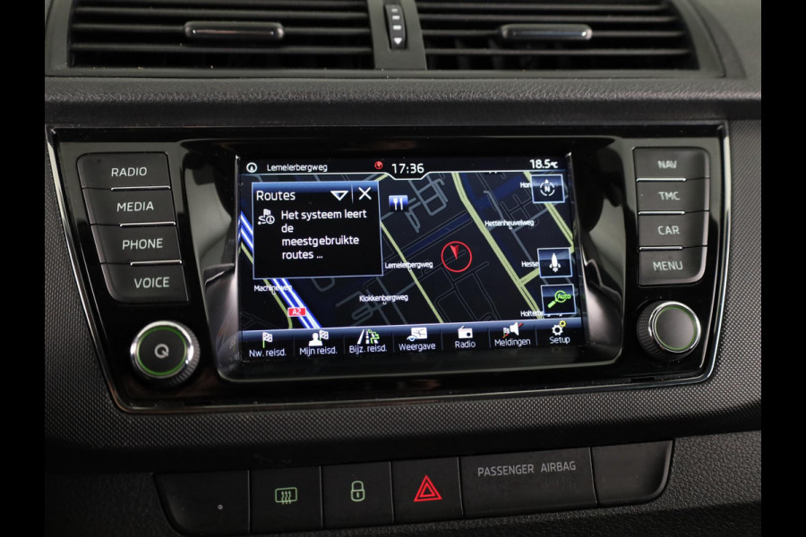 Škoda Fabia Combi 1.0 TSI Ambition 95 pk | Navigatie | Parkeersensoren (achter) | Cruise control | Autom. airco | Apple carplay / Android auto |