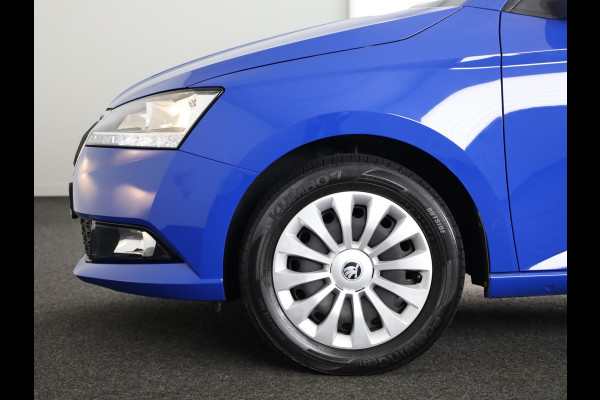 Škoda Fabia Combi 1.0 TSI Ambition 95 pk | Navigatie | Parkeersensoren (achter) | Cruise control | Autom. airco | Apple carplay / Android auto |
