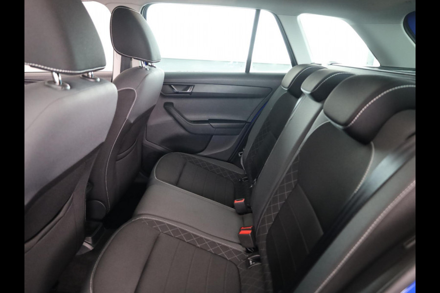 Škoda Fabia Combi 1.0 TSI Ambition 95 pk | Navigatie | Parkeersensoren (achter) | Cruise control | Autom. airco | Apple carplay / Android auto |