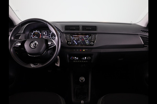 Škoda Fabia Combi 1.0 TSI Ambition 95 pk | Navigatie | Parkeersensoren (achter) | Cruise control | Autom. airco | Apple carplay / Android auto |