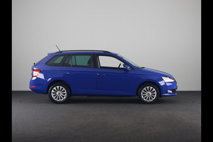 Škoda Fabia Combi 1.0 TSI Ambition 95 pk | Navigatie | Parkeersensoren (achter) | Cruise control | Autom. airco | Apple carplay / Android auto |
