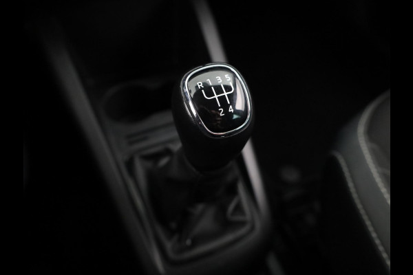 Škoda Fabia Combi 1.0 TSI Ambition 95 pk | Navigatie | Parkeersensoren (achter) | Cruise control | Autom. airco | Apple carplay / Android auto |