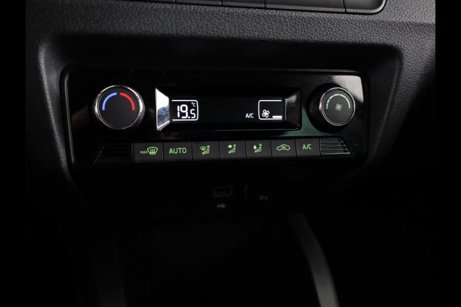 Škoda Fabia Combi 1.0 TSI Ambition 95 pk | Navigatie | Parkeersensoren (achter) | Cruise control | Autom. airco | Apple carplay / Android auto |