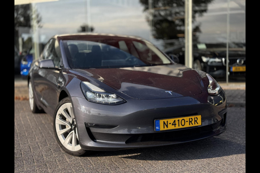 Tesla Model 3 Long Range AWD 75 kWh | SOH: 90,4% | Full Self-Driving Capability Pack | V+A stoel & stuur verwarming |