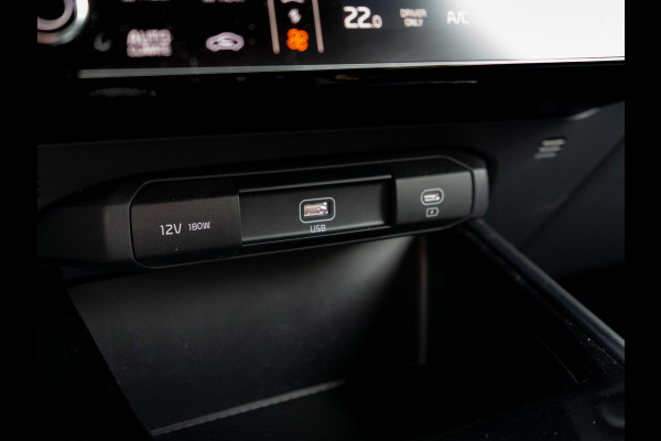 Kia Niro 1.6 GDi Hybrid DynamicPlusLine | Stuur-/stoelverwarming | Schuif-/kanteldak | Achteruitrijcamera | PDC voor & achter | CarPlay