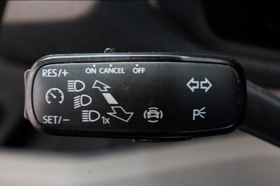 Volkswagen Crafter 35 2.0 TDI 177pk RWD L3H3 (L2H2) Airco/Navi/Trekgewicht 3500kg 01-2021