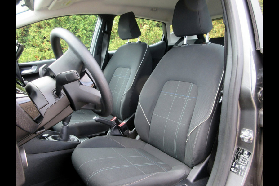 Ford Fiesta 1.1 5-drs * Navi * Cruise Control *