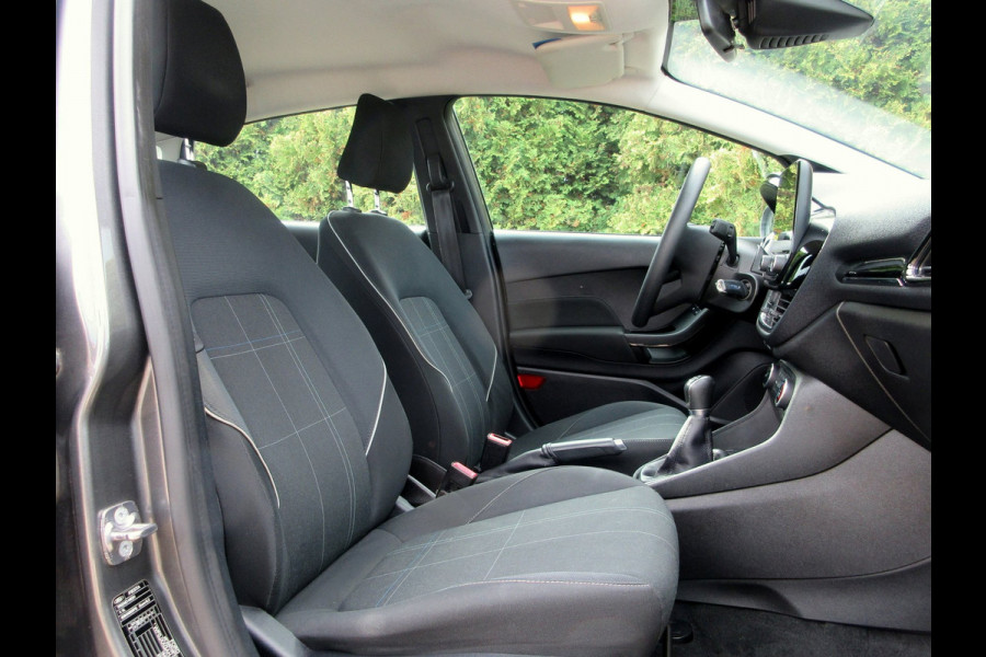 Ford Fiesta 1.1 5-drs * Navi * Cruise Control *
