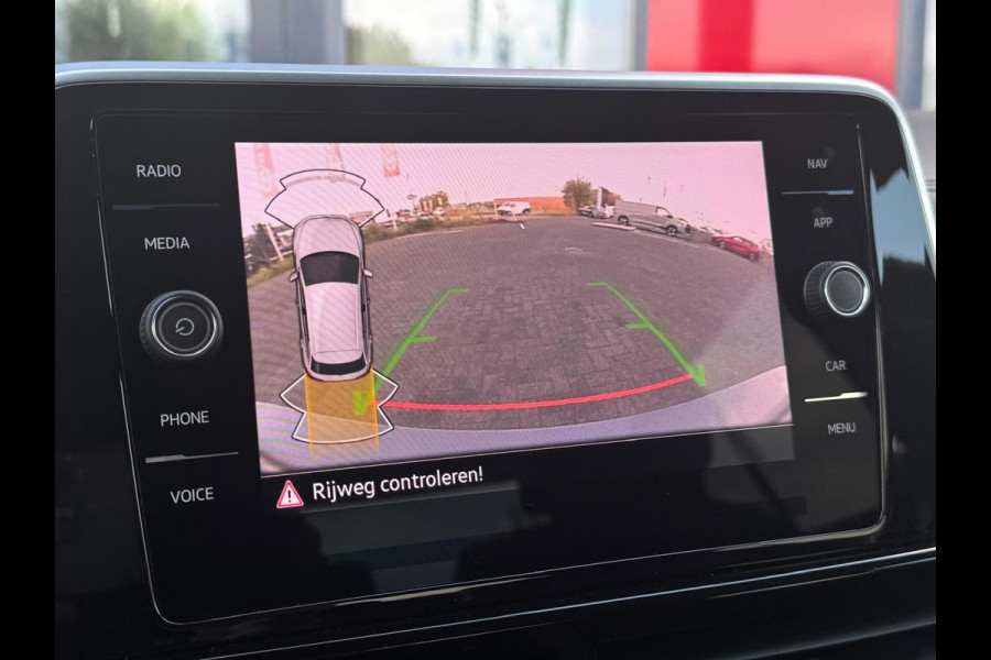 Volkswagen T-ROC 3 x R-Line DSG-7 | IQ-Lights | Camera | Parksens | Carplay | Keyless | 1.5 TSI R-Line