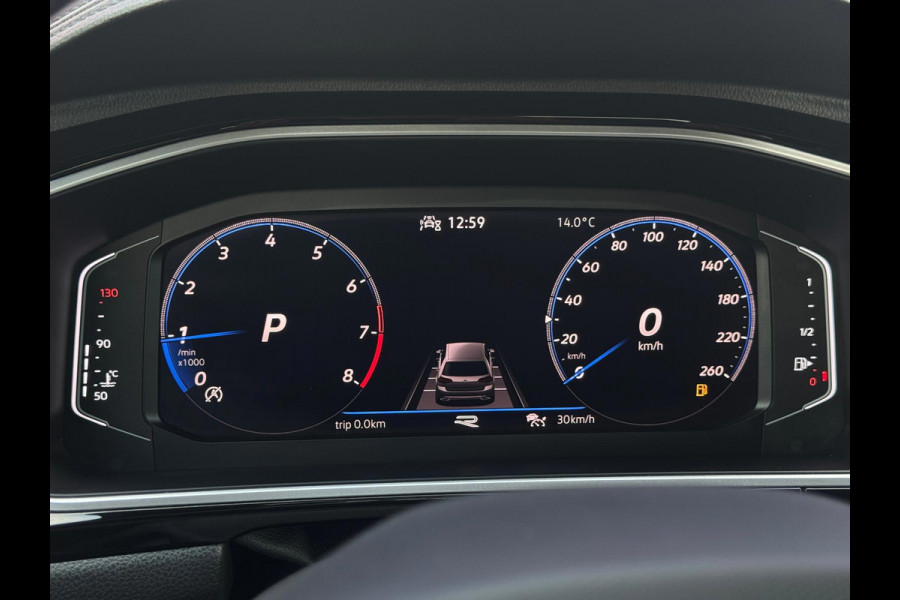 Volkswagen T-ROC 3 x R-Line DSG-7 | IQ-Lights | Camera | Parksens | Carplay | Keyless | 1.5 TSI R-Line