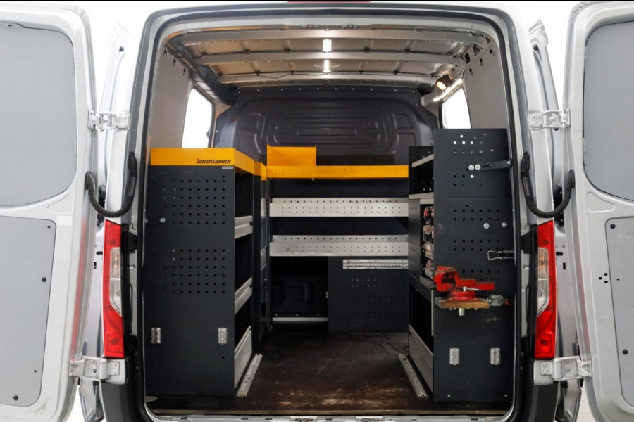Mercedes-Benz Sprinter 311 CDI 115pk L1H1 Airco/Camera/Inrichting/2x Schuifdeur 09-2020
