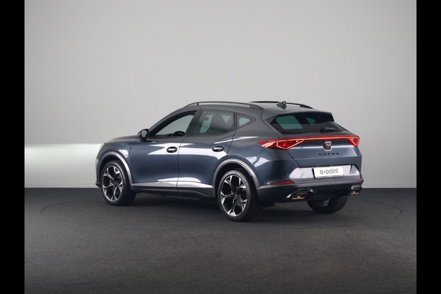 CUPRA Formentor 1.4 TSI e-Hybrid e-Hybrid Business 204 pk Automaat| Navigatie | Trekhaak (uitklapbaar) | Parkeersensoren (Park assist) | Achteruitrijcamera | Stoelverwarming |