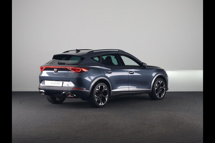 CUPRA Formentor 1.4 TSI e-Hybrid e-Hybrid Business 204 pk Automaat| Navigatie | Trekhaak (uitklapbaar) | Parkeersensoren (Park assist) | Achteruitrijcamera | Stoelverwarming |