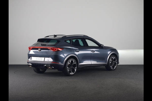 CUPRA Formentor 1.4 TSI e-Hybrid e-Hybrid Business 204 pk Automaat| Navigatie | Trekhaak (uitklapbaar) | Parkeersensoren (Park assist) | Achteruitrijcamera | Stoelverwarming |