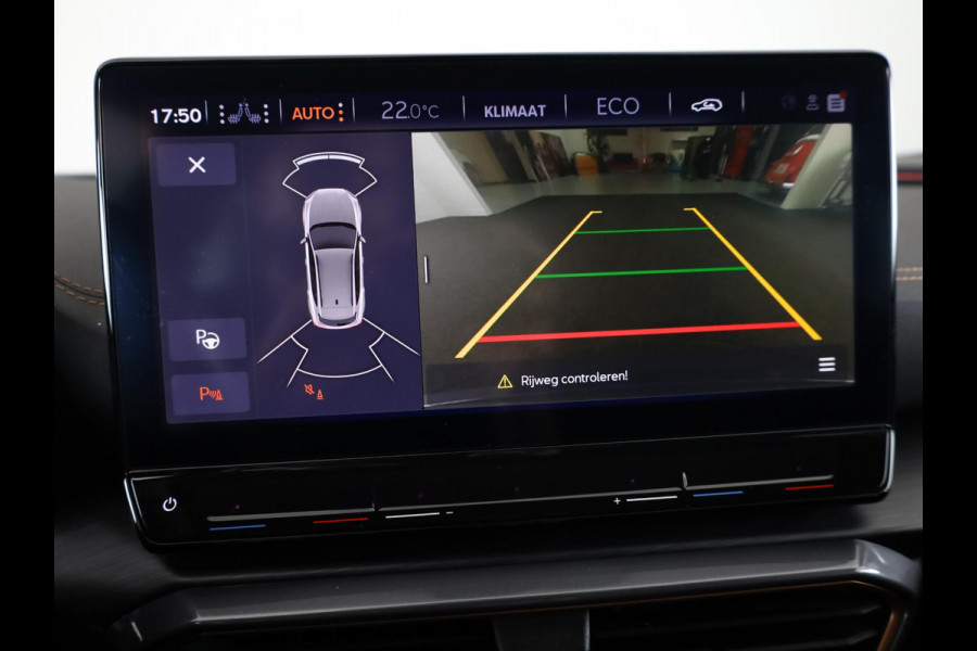 CUPRA Formentor 1.4 TSI e-Hybrid e-Hybrid Business 204 pk Automaat| Navigatie | Trekhaak (uitklapbaar) | Parkeersensoren (Park assist) | Achteruitrijcamera | Stoelverwarming |