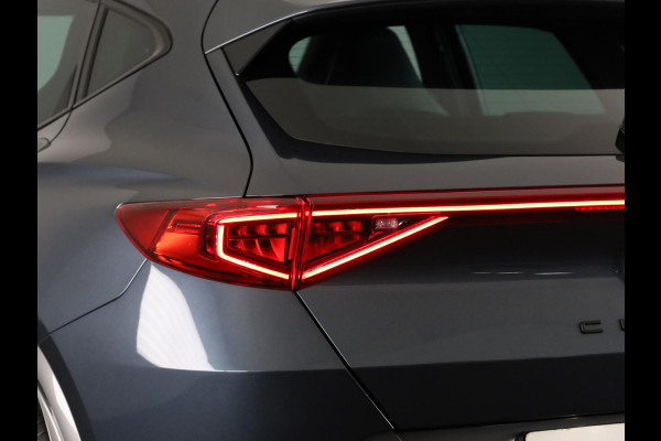 CUPRA Formentor 1.4 TSI e-Hybrid e-Hybrid Business 204 pk Automaat| Navigatie | Trekhaak (uitklapbaar) | Parkeersensoren (Park assist) | Achteruitrijcamera | Stoelverwarming |