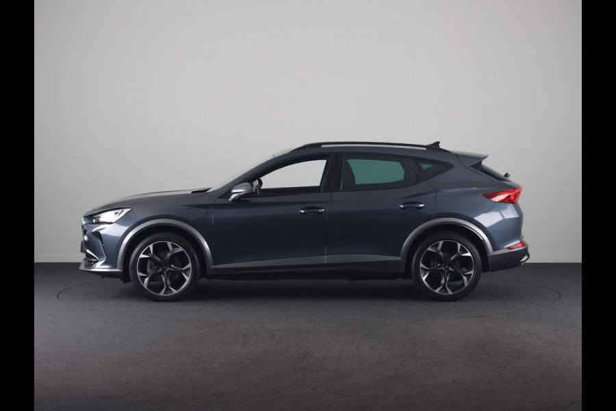 CUPRA Formentor 1.4 TSI e-Hybrid e-Hybrid Business 204 pk Automaat| Navigatie | Trekhaak (uitklapbaar) | Parkeersensoren (Park assist) | Achteruitrijcamera | Stoelverwarming |