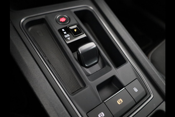 CUPRA Formentor 1.4 TSI e-Hybrid e-Hybrid Business 204 pk Automaat| Navigatie | Trekhaak (uitklapbaar) | Parkeersensoren (Park assist) | Achteruitrijcamera | Stoelverwarming |