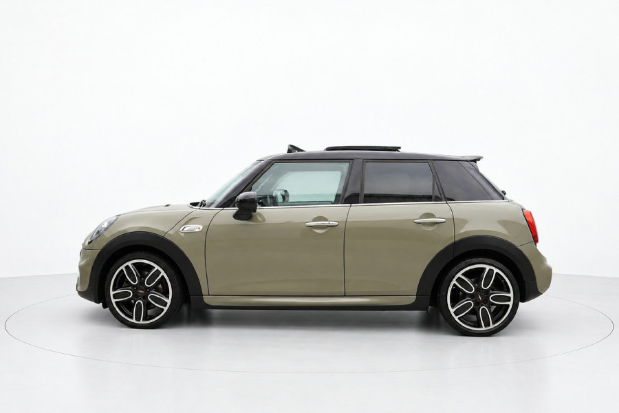 MINI 5-deurs 2.0 Cooper S JCW PAKKET PANO SFEER CAMERA NAP