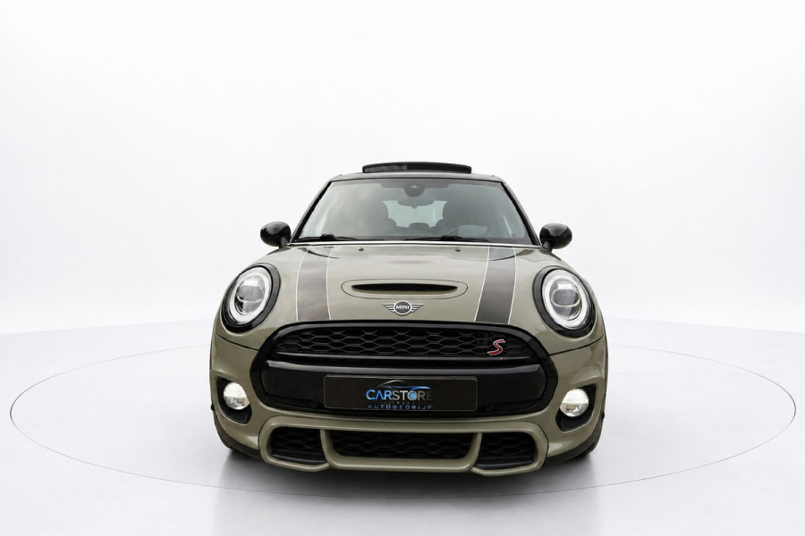MINI 5-deurs 2.0 Cooper S JCW PAKKET PANO SFEER CAMERA NAP