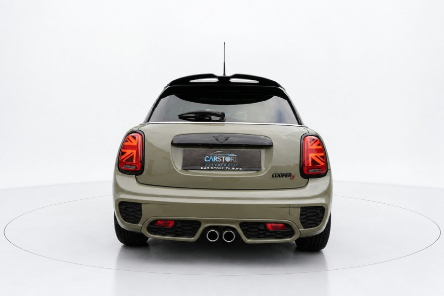 MINI 5-deurs 2.0 Cooper S JCW PAKKET PANO SFEER CAMERA NAP
