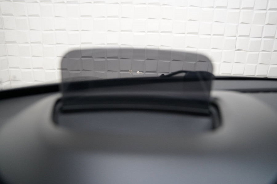 MINI 5-deurs 2.0 Cooper S JCW PAKKET PANO SFEER CAMERA NAP