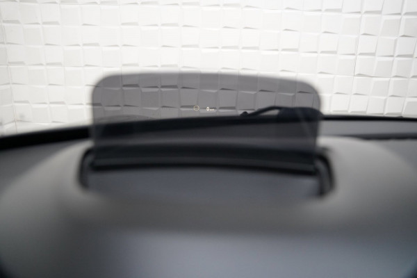 MINI 5-deurs 2.0 Cooper S JCW PAKKET PANO SFEER CAMERA NAP