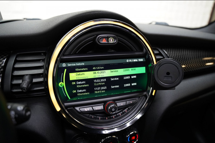 MINI 5-deurs 2.0 Cooper S JCW PAKKET PANO SFEER CAMERA NAP