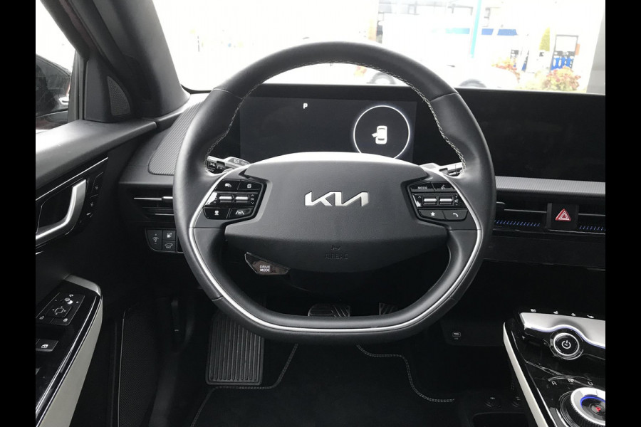 Kia Ev6 GT-Line 77.4 kWh BTW auto 7 JAAR GARANTIE Kia EV6 GT-Line 77.4 kWh 7 JAAR GARANTIE Kia EV6 GT-Line 77 kWh