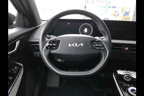 Kia Ev6 GT-Line 77.4 kWh BTW auto 7 JAAR GARANTIE Kia EV6 GT-Line 77.4 kWh 7 JAAR GARANTIE Kia EV6 GT-Line 77 kWh