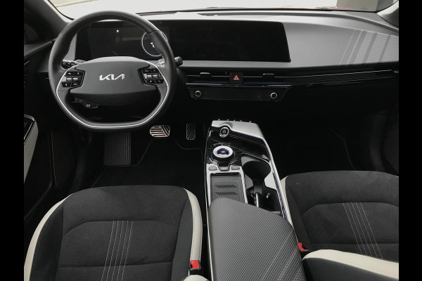 Kia Ev6 GT-Line 77.4 kWh BTW auto 7 JAAR GARANTIE Kia EV6 GT-Line 77.4 kWh 7 JAAR GARANTIE Kia EV6 GT-Line 77 kWh