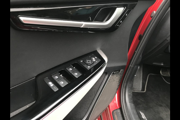 Kia Ev6 GT-Line 77.4 kWh BTW auto 7 JAAR GARANTIE Kia EV6 GT-Line 77.4 kWh 7 JAAR GARANTIE Kia EV6 GT-Line 77 kWh