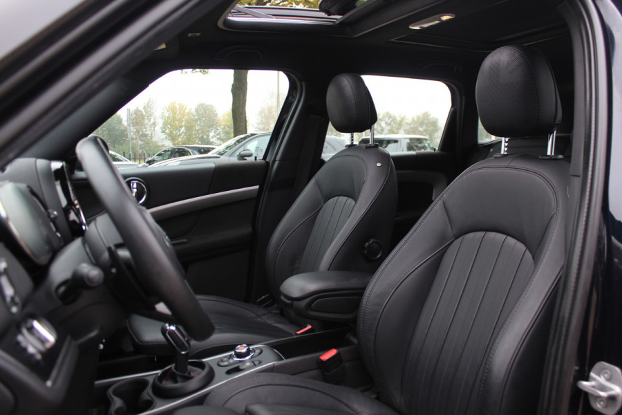 MINI Countryman 2.0 Cooper S Hammersmith / Panoramadak / Leder / Keyless / 19'' / Navigatie / Virtual Cockpit / DAB / Cruise Control