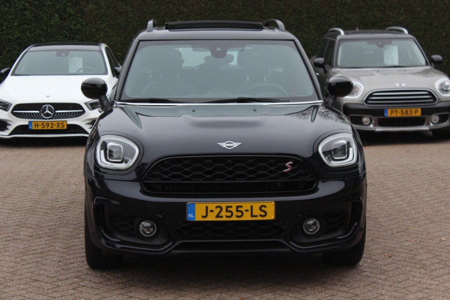 MINI Countryman 2.0 Cooper S Hammersmith / Panoramadak / Leder / Keyless / 19'' / Navigatie / Virtual Cockpit / DAB / Cruise Control