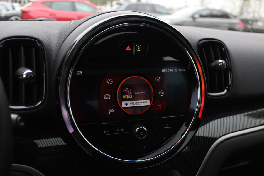 MINI Countryman 2.0 Cooper S Hammersmith / Panoramadak / Leder / Keyless / 19'' / Navigatie / Virtual Cockpit / DAB / Cruise Control