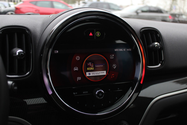 MINI Countryman 2.0 Cooper S Hammersmith / Panoramadak / Leder / Keyless / 19'' / Navigatie / Virtual Cockpit / DAB / Cruise Control