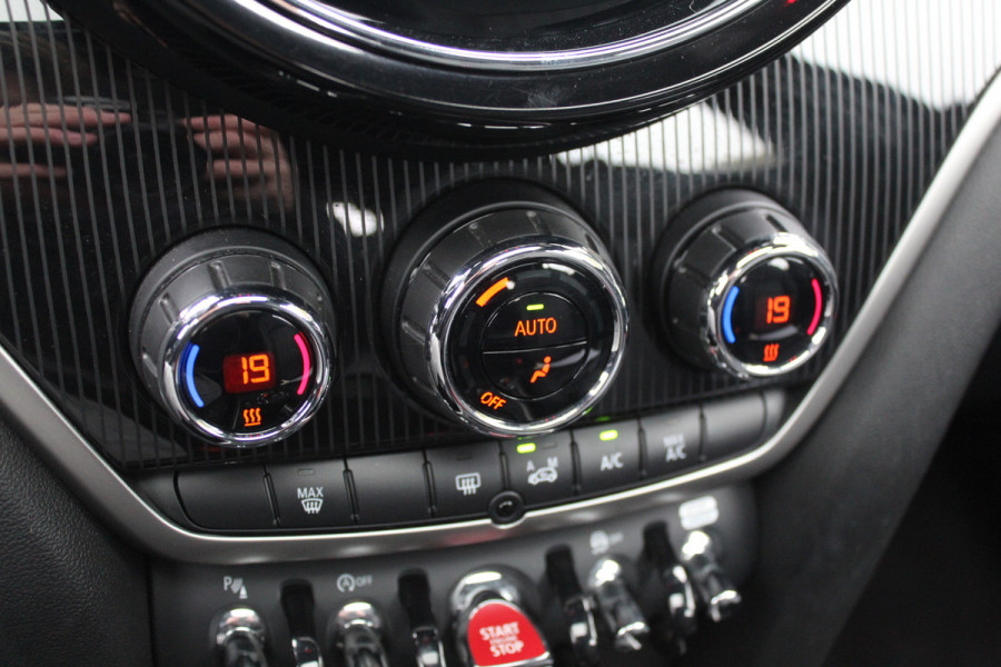 MINI Countryman 2.0 Cooper S Hammersmith / Panoramadak / Leder / Keyless / 19'' / Navigatie / Virtual Cockpit / DAB / Cruise Control