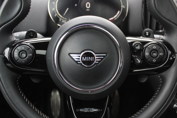 MINI Countryman 2.0 Cooper S Hammersmith / Panoramadak / Leder / Keyless / 19'' / Navigatie / Virtual Cockpit / DAB / Cruise Control