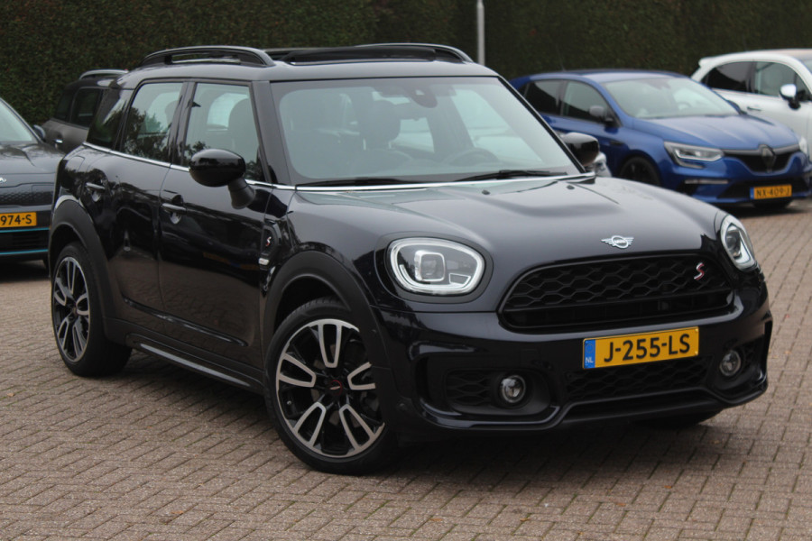 MINI Countryman 2.0 Cooper S Hammersmith / Panoramadak / Leder / Keyless / 19'' / Navigatie / Virtual Cockpit / DAB / Cruise Control