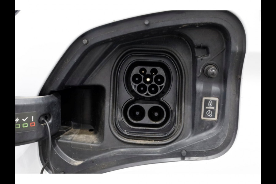 Toyota PROACE Electric Worker Comfort Extra Range 75 kWh 100% Elektrisch Snellader SOH 93% 11-2022