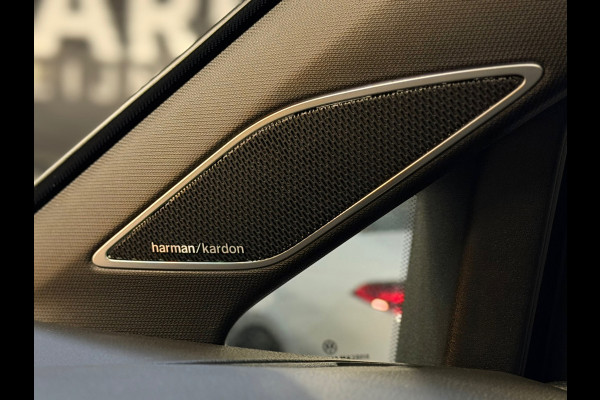Volkswagen Golf 1.5 eTSI 3X R-Line PANO|HARMAN KARDON|IQ LIGHTS|KEYLESS|DEALER ONDERHOUDEN|NIGHTPAKKET|SFEERVERLICHTING|2024|VOL!