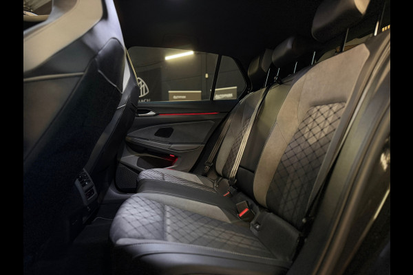 Volkswagen Golf 1.5 eTSI 3X R-Line PANO|HARMAN KARDON|IQ LIGHTS|KEYLESS|DEALER ONDERHOUDEN|NIGHTPAKKET|SFEERVERLICHTING|2024|VOL!
