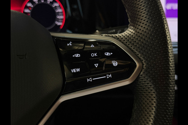Volkswagen Golf 1.5 eTSI 3X R-Line PANO|HARMAN KARDON|IQ LIGHTS|KEYLESS|DEALER ONDERHOUDEN|NIGHTPAKKET|SFEERVERLICHTING|2024|VOL!