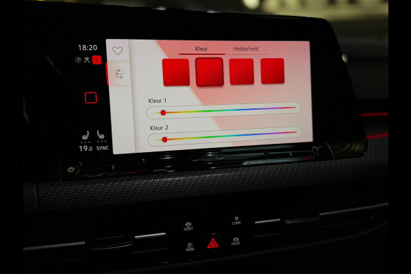 Volkswagen Golf 1.5 eTSI 3X R-Line PANO|HARMAN KARDON|IQ LIGHTS|KEYLESS|DEALER ONDERHOUDEN|NIGHTPAKKET|SFEERVERLICHTING|2024|VOL!