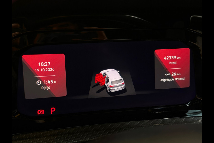 Volkswagen Golf 1.5 eTSI 3X R-Line PANO|HARMAN KARDON|IQ LIGHTS|KEYLESS|DEALER ONDERHOUDEN|NIGHTPAKKET|SFEERVERLICHTING|2024|VOL!