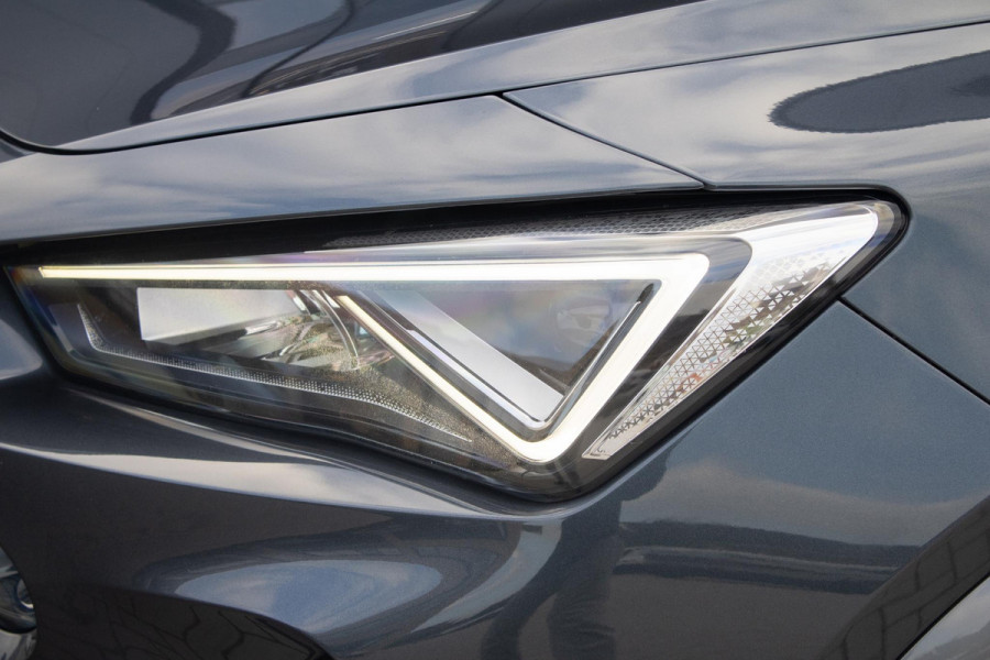 CUPRA Formentor 1.4 e-Hybrid VZ Copper Edition PANO 360 Camera Keyless Stoelverwarming ACC