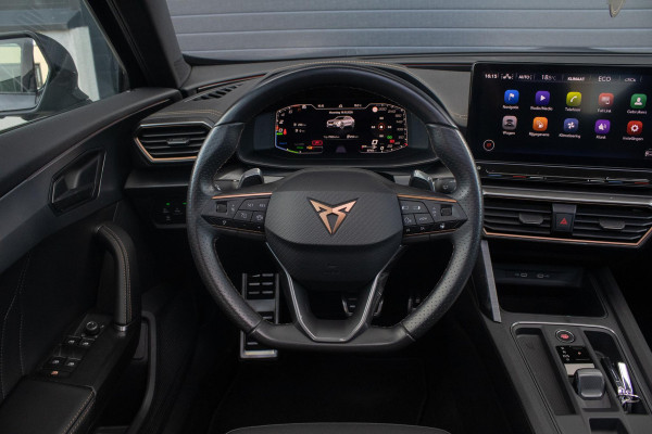 CUPRA Formentor 1.4 e-Hybrid VZ Copper Edition PANO 360 Camera Keyless Stoelverwarming ACC