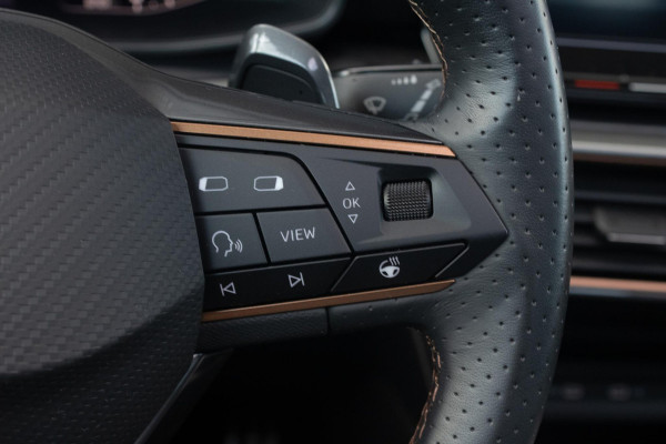 CUPRA Formentor 1.4 e-Hybrid VZ Copper Edition PANO 360 Camera Keyless Stoelverwarming ACC